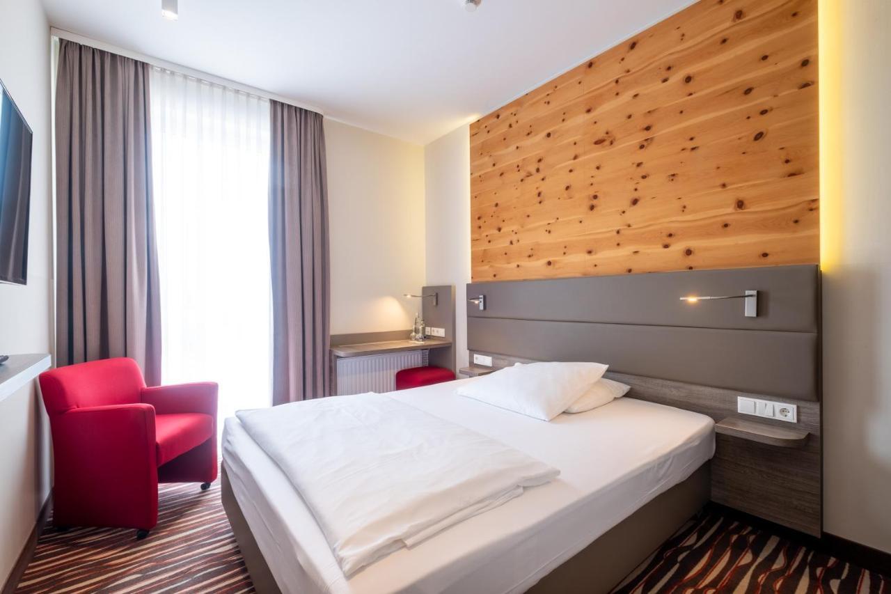 Amaro Hotel 3*