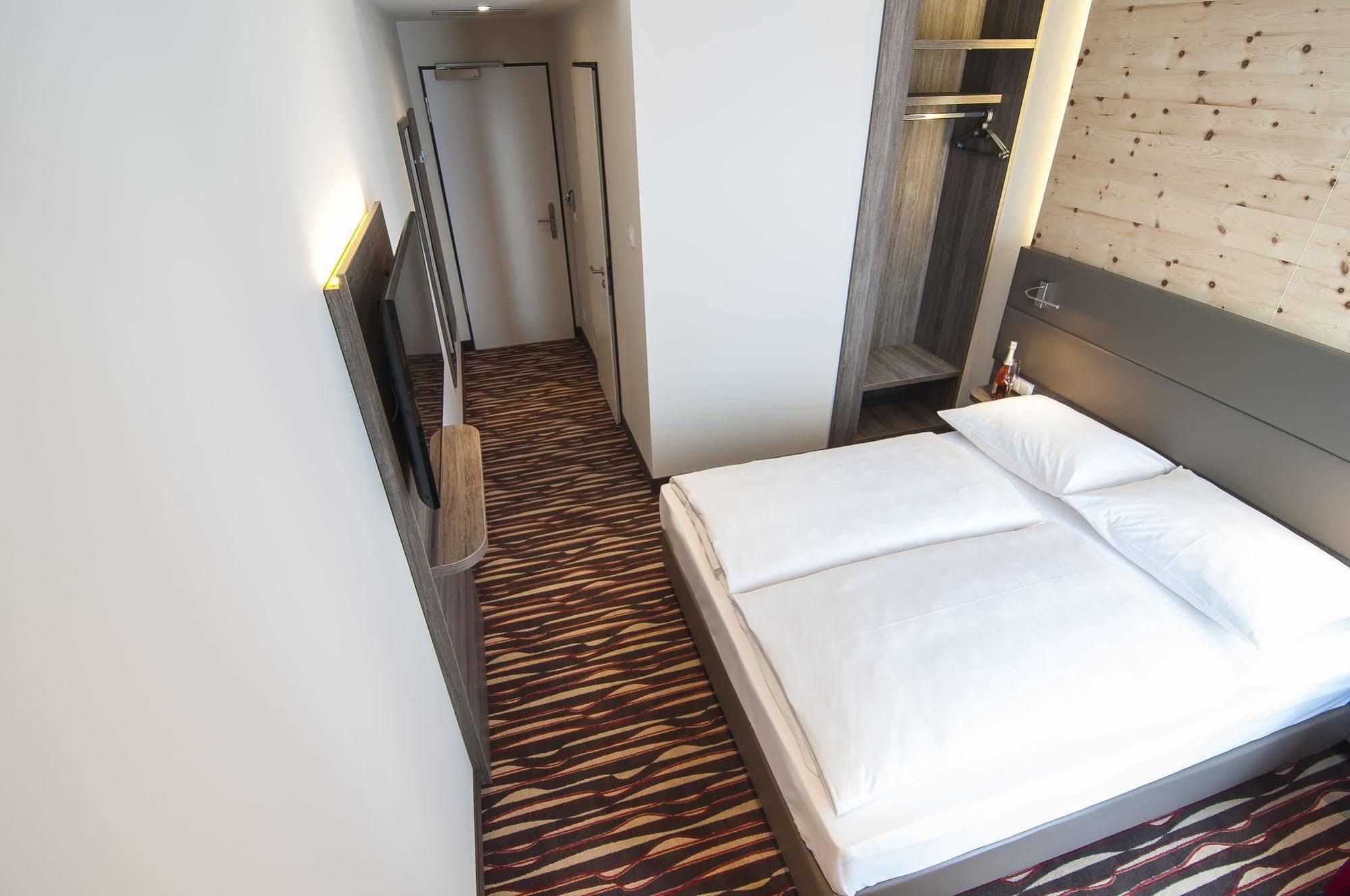 Amaro Hotel Bergkirchen (Bavaria)